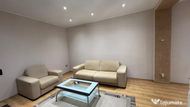 Apartament 3 camere de închiriat la casa, str. Nicolae Jiga