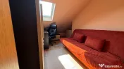 Apartament 3 camere de închiriat la casa, str. Nicolae Jiga