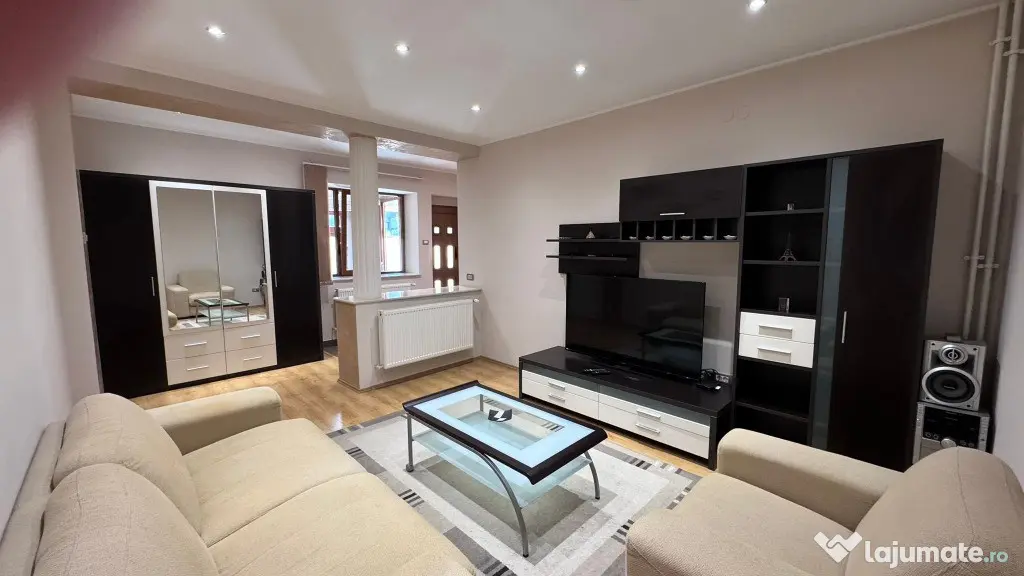 Apartament 3 camere de închiriat la casa, str. Nicolae Jiga