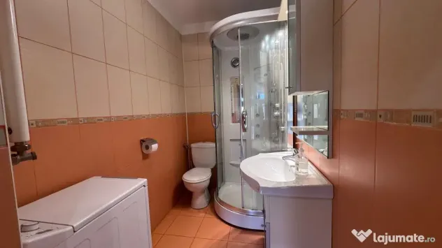 Apartament 3 camere de închiriat la casa, str. Nicolae Jiga