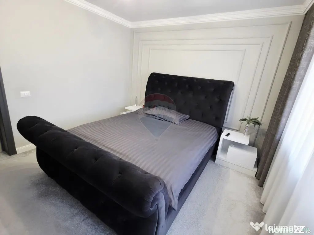 Apartament cu 5 camere de vânzare în zona Precista - Piatra-Neamt (Neamt)