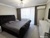 Apartament cu 5 camere de vânzare în zona Precista 