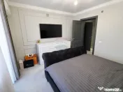 Apartament cu 5 camere de vânzare în zona Precista