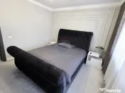 Apartament cu 5 camere de vânzare în zona Precista