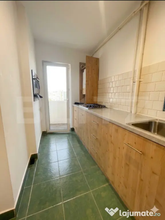 Apartament 3 Camere, compartimentare eficienta, recent renov