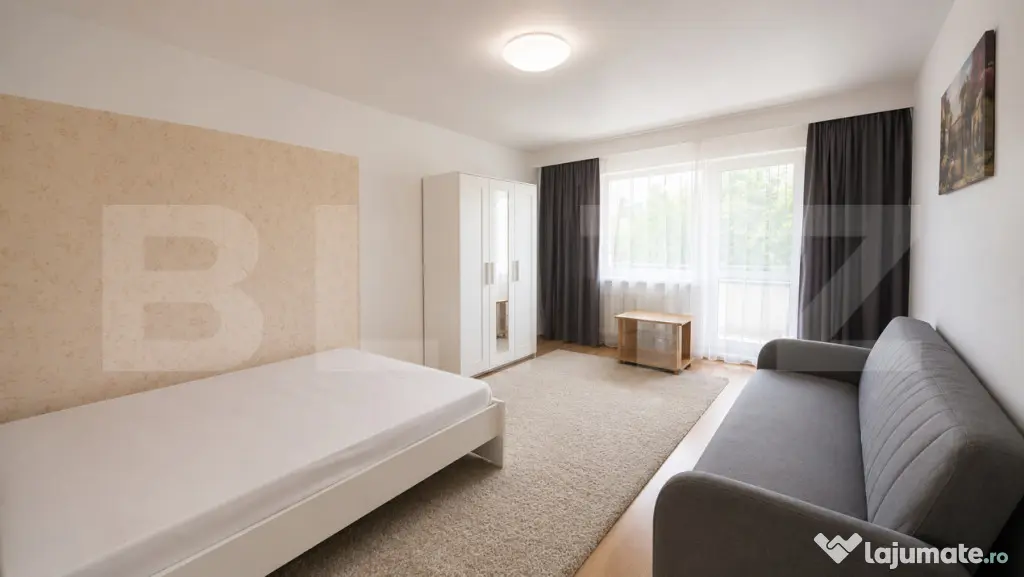 Apartament 2 camere decomandate, 60 m², balcon, zona Lunii