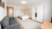 Apartament 2 camere decomandate, 60 m², balcon, zona Lunii