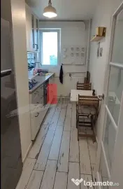 Apartament luminos cu 3 camere de închiriat | Zona Roman...