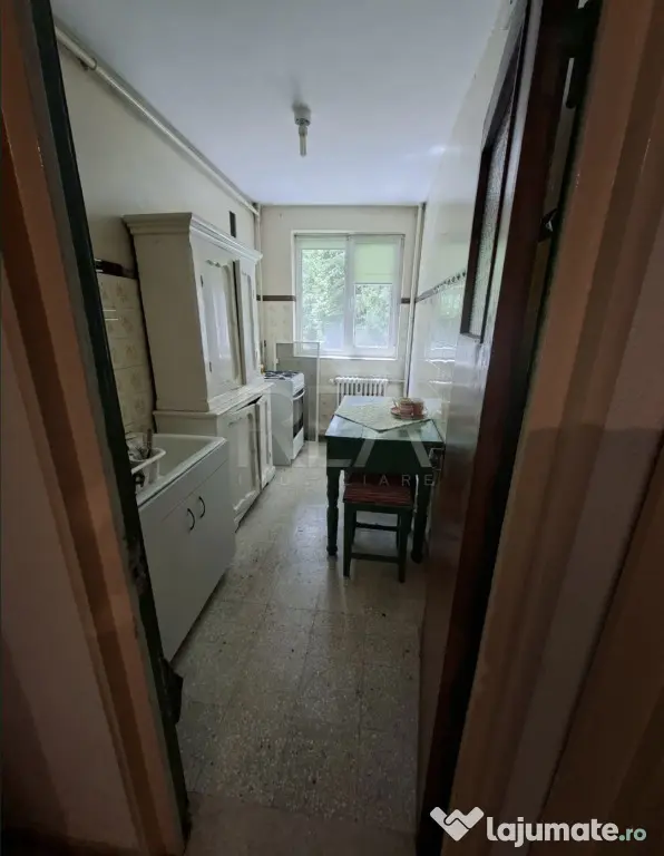 3 camere, 1/10, anvelopat, bloc tip E-Drumul Taberei