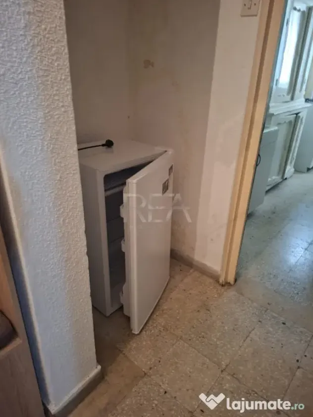 3 camere, 1/10, anvelopat, bloc tip E-Drumul Taberei