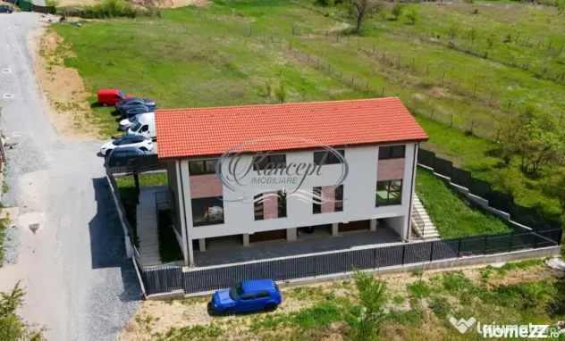 Duplex cu garaj pe strada Oasului - Cluj-Napoca (Cluj)