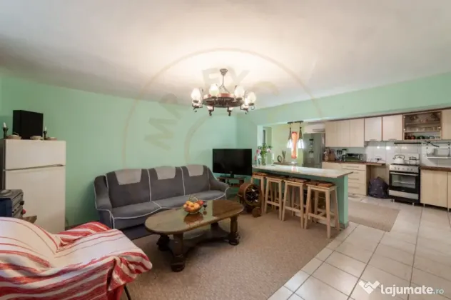 Casa vintage in Com. Uliești, Dambovița cu livadă gener