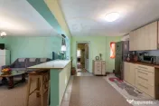 Casa vintage in Com. Uliești, Dambovița cu livadă gener 
