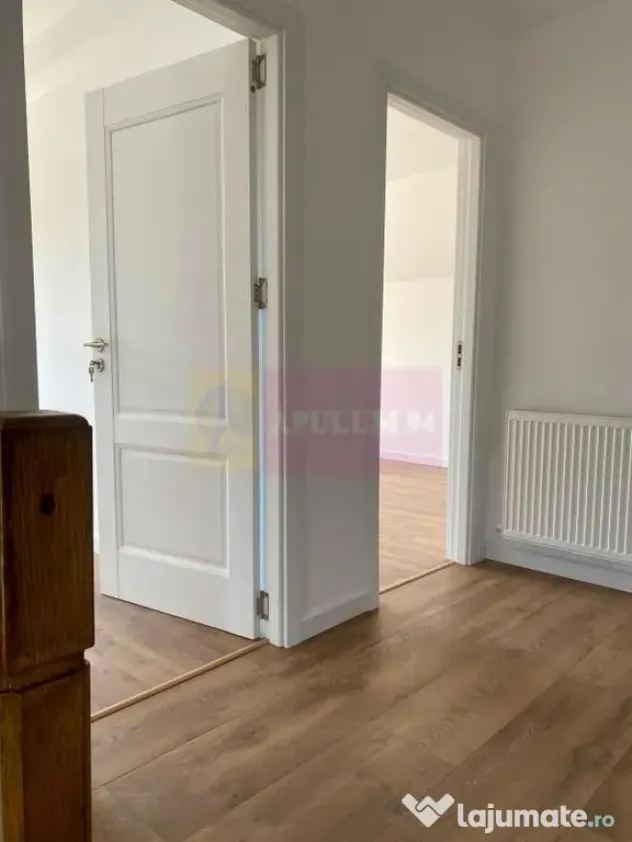 Duplex în vilă, 4 camere, renovat 2025, curte 250 mp, M...