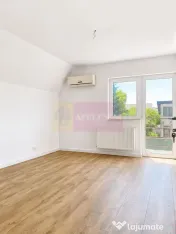 Duplex în vilă, 4 camere, renovat 2025, curte 250 mp, M... 