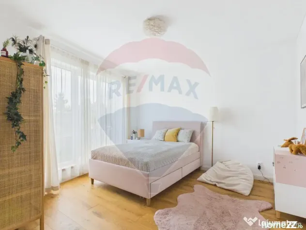VILA DE COLECTIE PE MALUL LACULUI BUFTEA