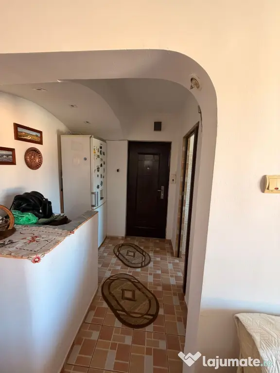 Apartament 2 camere, 60 mp, mobilat complet, centrală proprie, Posada