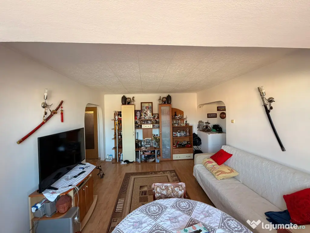 Apartament 2 camere, 60 mp, mobilat complet, centrală proprie, Posada