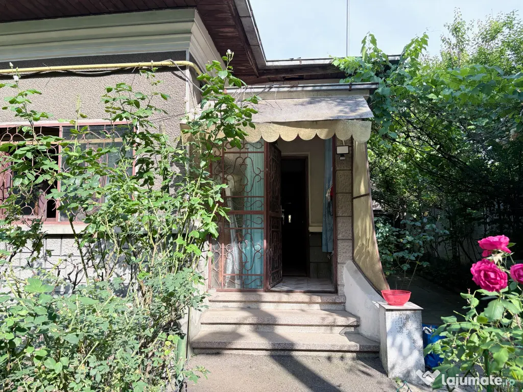 Casă 3 camere cu teren 250 mp, garaj închis, Sector 6, Giulești–Crângași