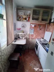 APARTAMENT 2 CAMERE TRIVALE ETAJ 2 