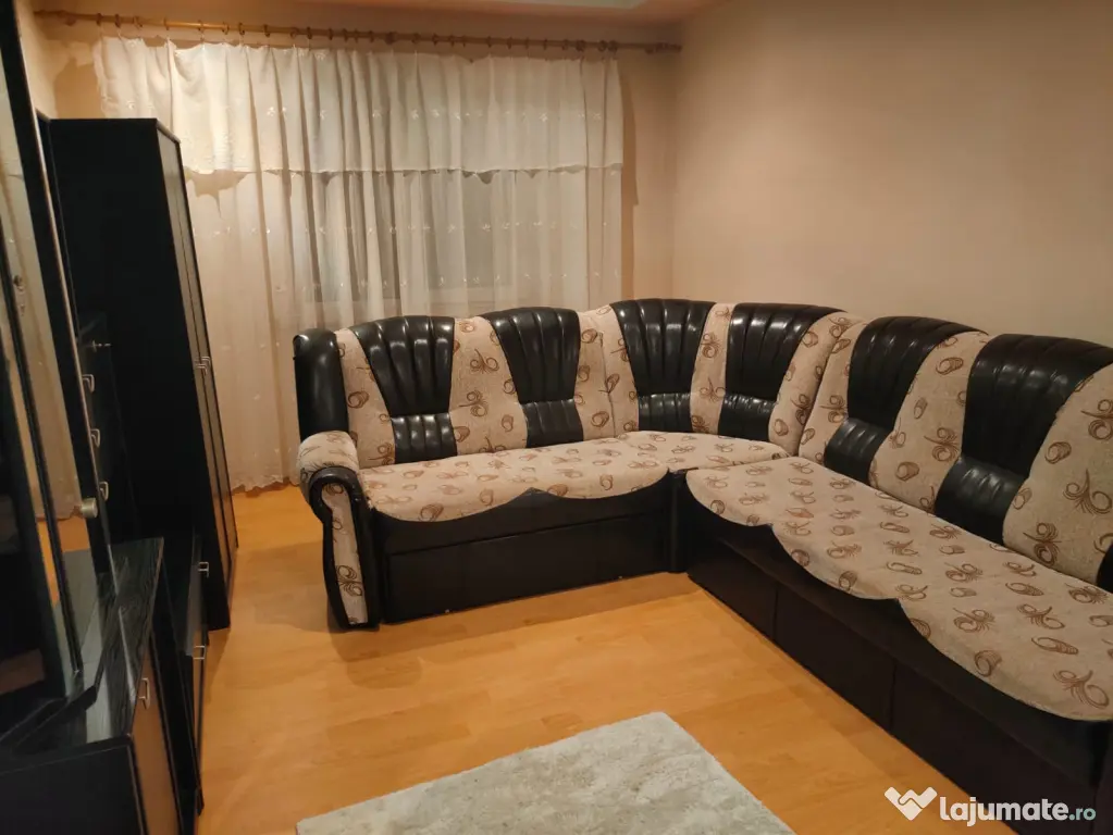 Apartament 3 camere Piata Mica