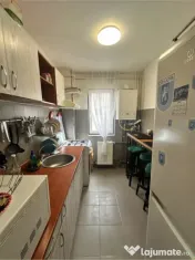 Apartament 3 camere semidecomandat, 62 mp, etaj 2/4 zona Rov 
