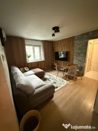 Închiriez apartament 
