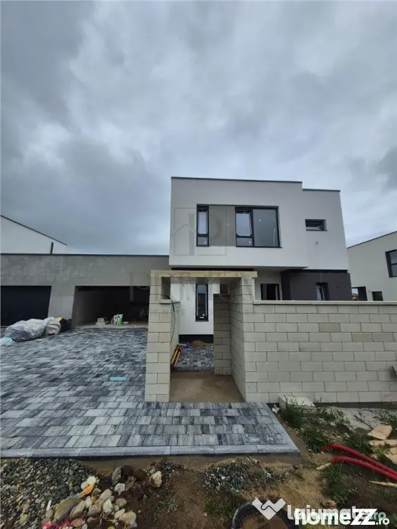 CASA INDIVIDUALA - GARAJ - MOSNITA NOUA - PROIECT DEOSEBIT - Mosnita Noua (Timis)