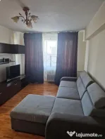 GARII - 2 CAM - 3 BALCOANE - ETAJ INTERMEDIAR - LIFT