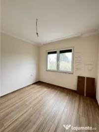 BRAYTIM - 3 CAMERE - 2 BAI - ETAJUL 1 - RULOURI ELECTRICE - 