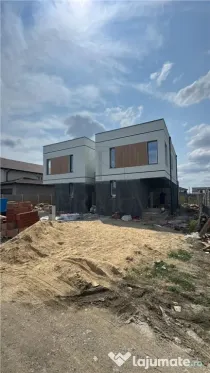 Duplex modern - zona foarte buna- separat prin camera tehnic