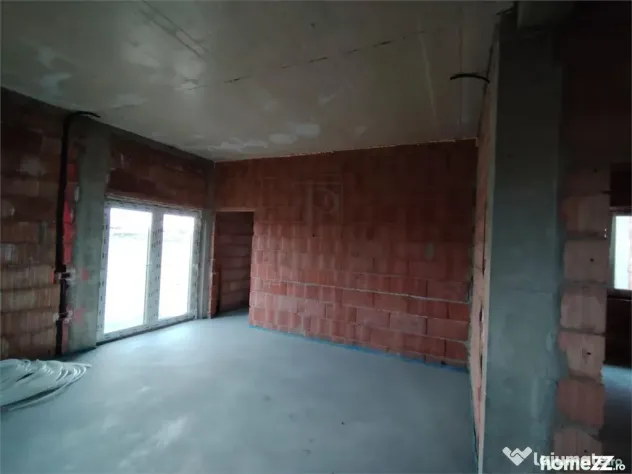 Duplex separat prin baie - toate utilitatile - proiect deose - Mosnita Noua (Timis)