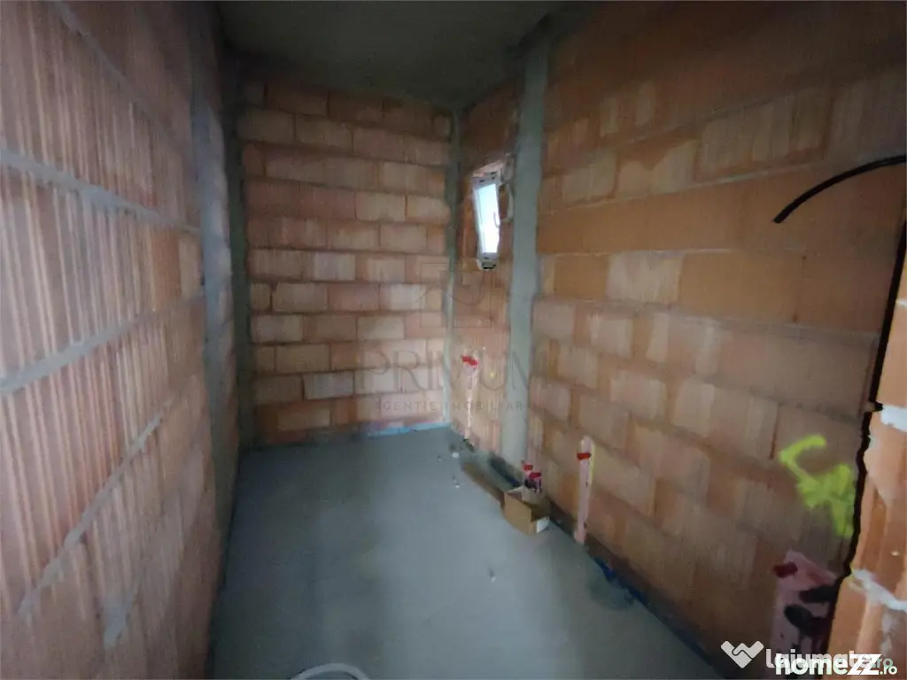 Duplex separat prin baie - toate utilitatile - proiect deose - Mosnita Noua (Timis)