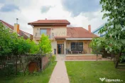 Casă / Vilă cu 5 camere de vânzare, în Sânmartin 