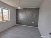 CASA INDIVIDUALA - GATA DE MUTAT - ZONA POPULATA 