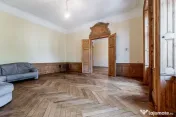 Apartament istoric pe Bulevardul Revoluției 