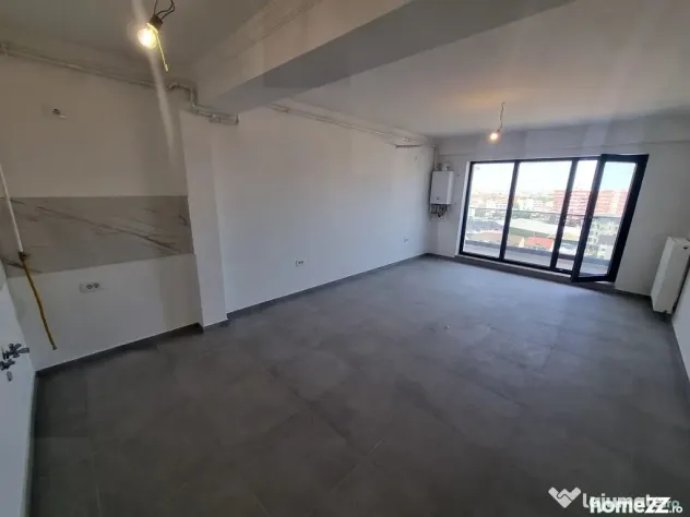 Compozitori -apartament 3 camere decomandat cu loc de par...