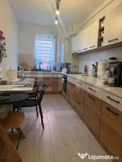 Apartament 2 camere modern în Avantgarden Brașov, loc de p 