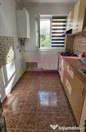 Apartament cu 2 camere, et 1 in Campina 