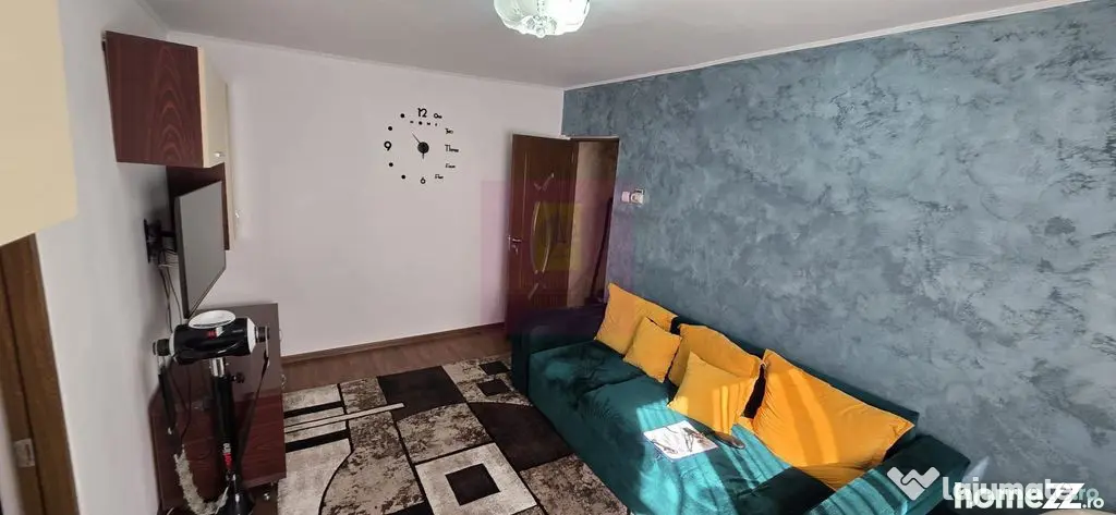 Apartament cu 2 camere, et 1 in Campina