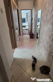 Apartament cu 2 camere, et 1 in Campina