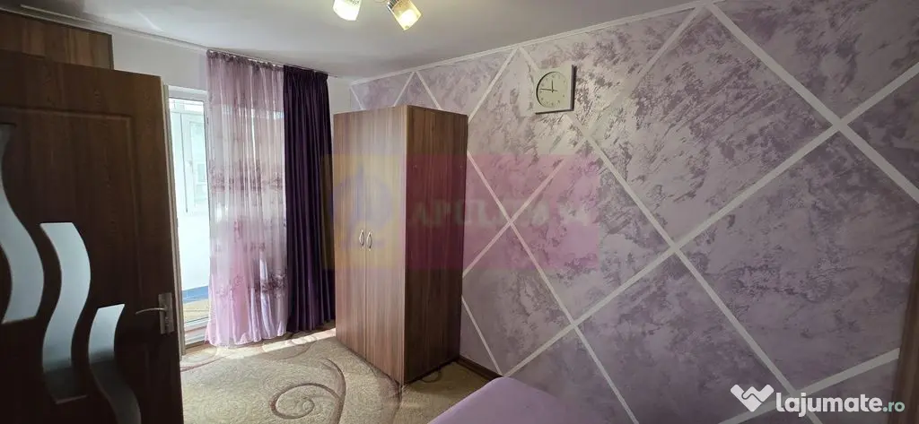 Apartament cu 2 camere, et 1 in Campina
