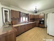 Vila 5 camere cu piscina Buftea 