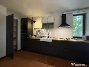 Casa unica in Timisoara: 5 camere - 3 bai - 2 garaje - 95... 