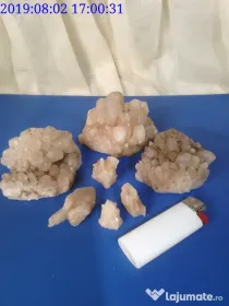 Flori de mina roci minerale pietre semipretioase