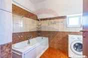 Apartament 2 camere spatios zona centrala OTOPENI 