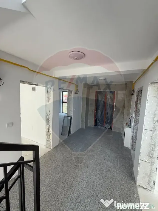 Clădire multifuncțională – 950 mp | P+3 | Lift | 26 ...