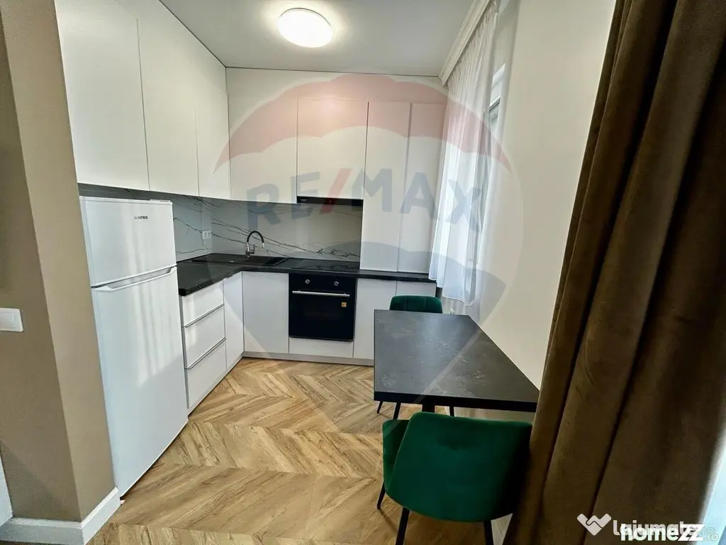 De închiriat: apartament cu 2 camere strada Daliei