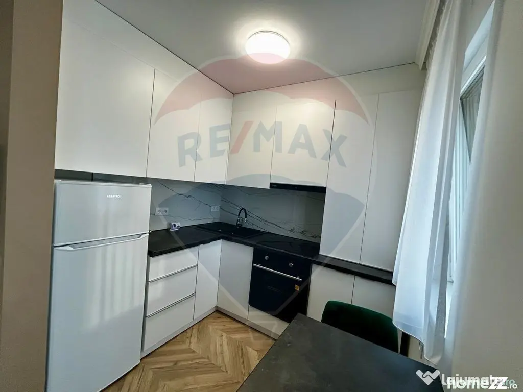 De închiriat: apartament cu 2 camere strada Daliei