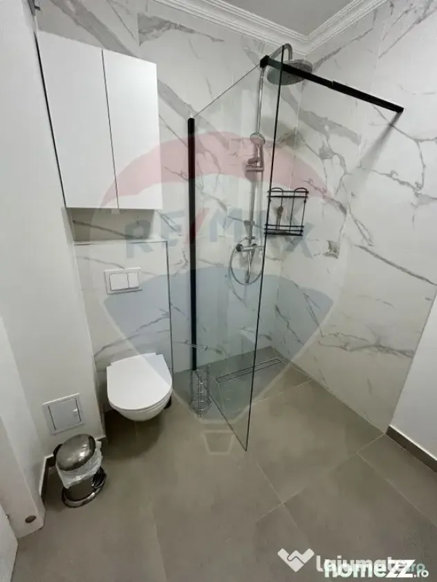De închiriat: apartament cu 2 camere strada Daliei